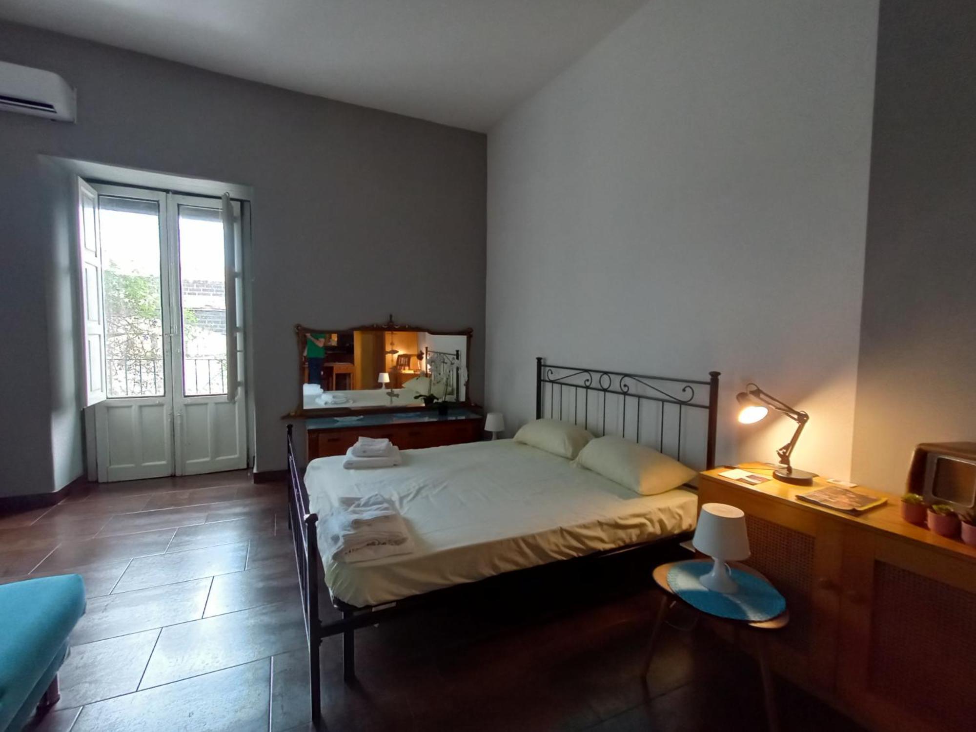 Historical Arches House Apartment Catania Ngoại thất bức ảnh